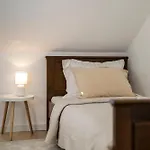 Esperia Apartment
