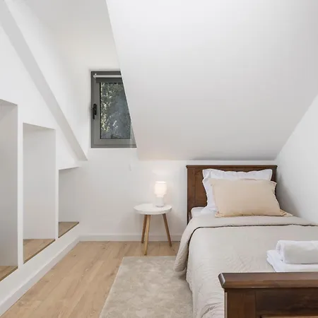 Esperia Apartment *